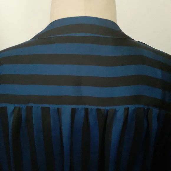 Vince Camuto Blouse - Picture 5 of 7